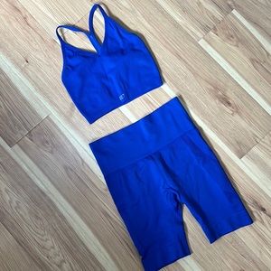 Set Active Blue Short and Top Set